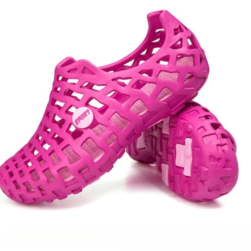Stylische, atmungsaktive Clogs