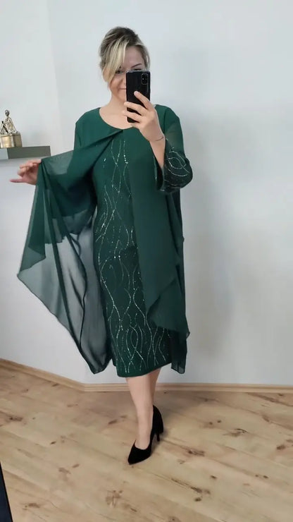 Modisches Chiffonkleid