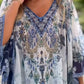 Asymmetrisches Damenkleid mit V-Ausschnitt und lockerem Schnitt
