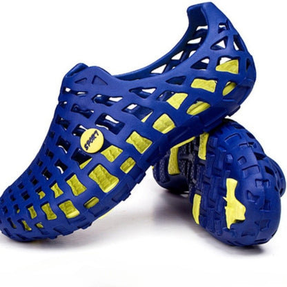 Stylische, atmungsaktive Clogs