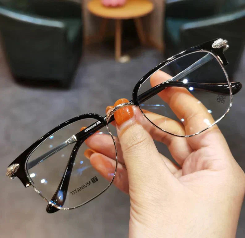 👓 60% RABATT! 🔥 Ultra Leichte Anti-Blau Licht Lesebrille – 2026 Neuheit – Blaulichtfilter, Komfortpassform & Modernes Design ✨