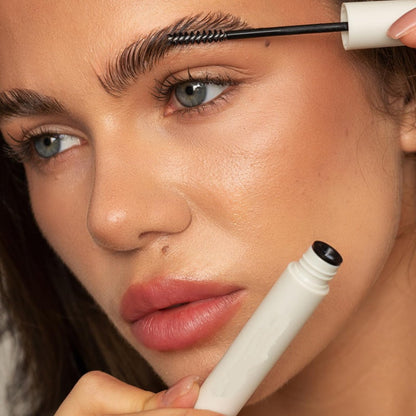 🎉 Kauf 1, erhalte 1 gratis 🎉 24-Stunden Haltbare Wimpern- & Augenbrauen Laminier Gel