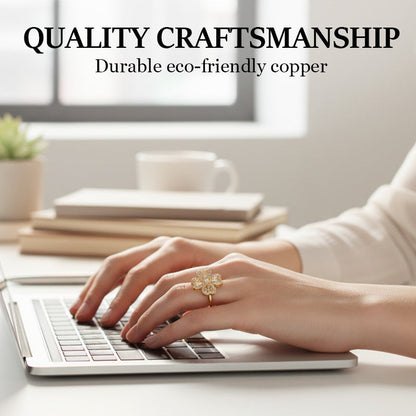 Glücksring mit drehendem vierblättrigem Kleeblatt