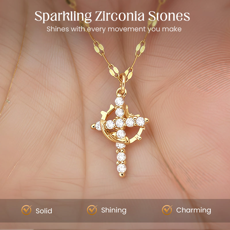 Zarte Blütenkette mit Initial-Anhänger