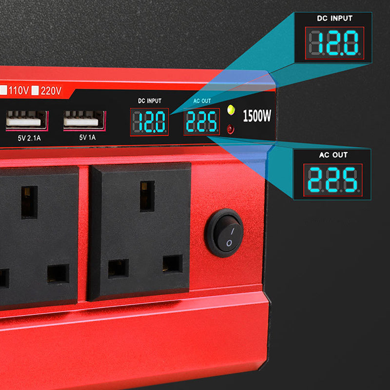 1500W Spannungswandler fürs Auto mit 4 USB-Anschlüssen