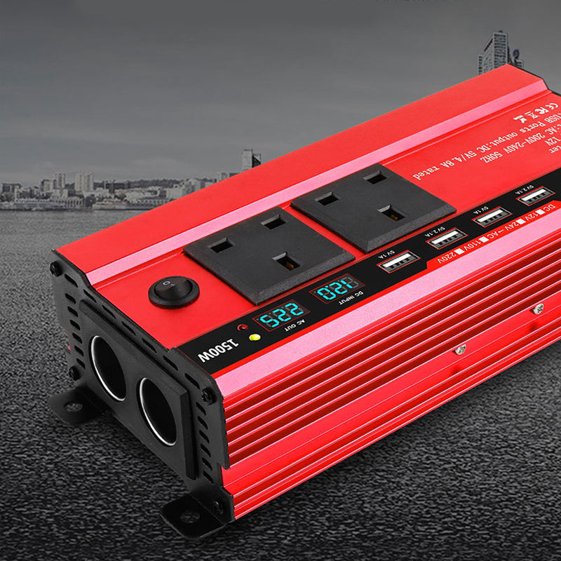 1500W Spannungswandler fürs Auto mit 4 USB-Anschlüssen