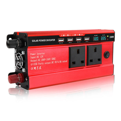 1500W Spannungswandler fürs Auto mit 4 USB-Anschlüssen