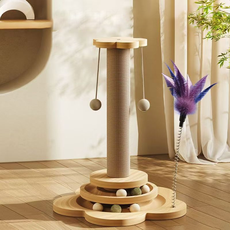 Multifunktionaler Kratzbaum für Katzen mit Spielzeug