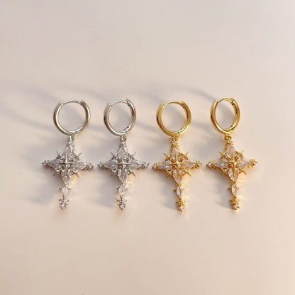 Funkelnde Kreuz-Anhänger-Ohrringe & Halskette