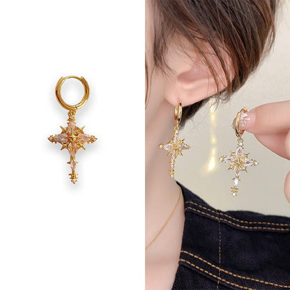 Funkelnde Kreuz-Anhänger-Ohrringe & Halskette