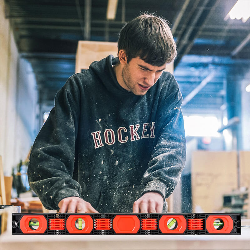 Klappbare Wasserwaage mit Winkelmesser – Ausziehbar & Flexibel