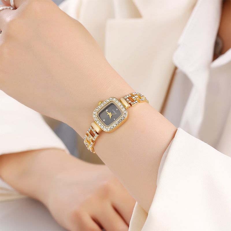 ⌚✨Damen Zugband-Armbanduhr Quadratisch Quarz｜Elegante Damen Quarz Armbanduhr mit Zugband & quadratischem Zifferblatt