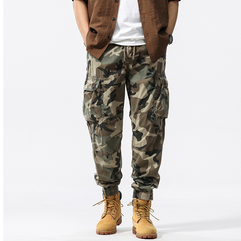 Herren-Camouflage-Cargo-Hose mit Bündchen und lässigem Schnitt