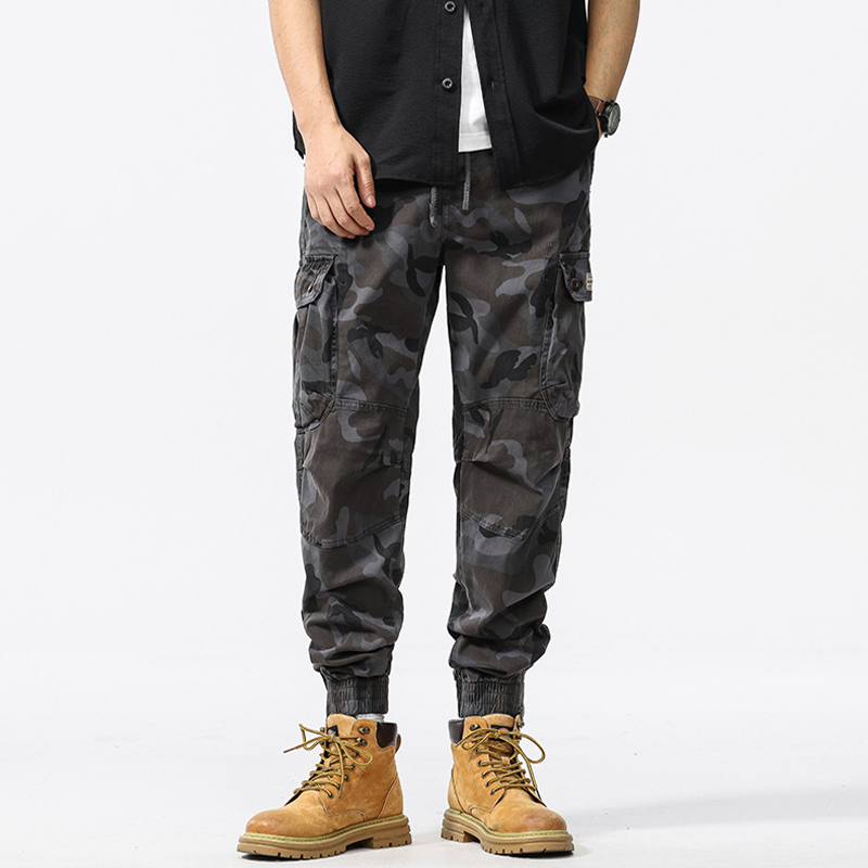 Herren-Camouflage-Cargo-Hose mit Bündchen und lässigem Schnitt