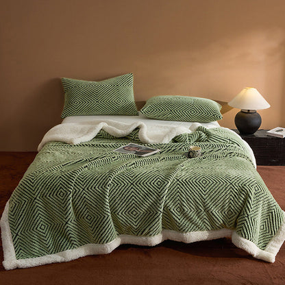 🛋️ Doppellagig verdickte Softdecke – kuschelige Tagesdecke für Sofa, Bett und unterwegs, extra warm mit edlem Fall und modernem Look ❄️➡️🔥