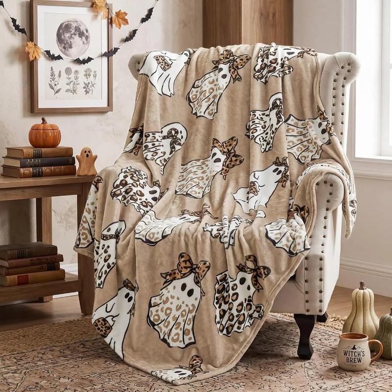 🎃👻 Kuschelige Halloween-Decke mit Geister-Motiv – flauschige Wohndecke für gruselig gemütliche Stunden auf dem Sofa 🛋️✨