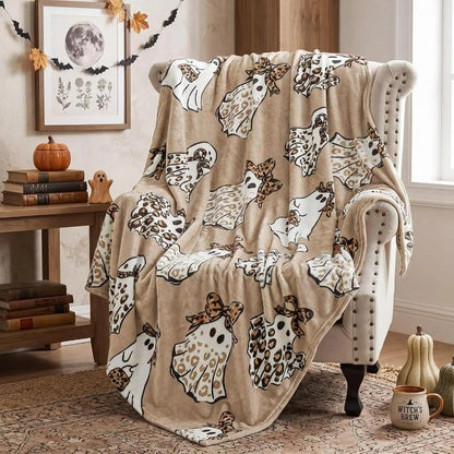 🎃👻 Kuschelige Halloween-Decke mit Geister-Motiv – flauschige Wohndecke für gruselig gemütliche Stunden auf dem Sofa 🛋️✨