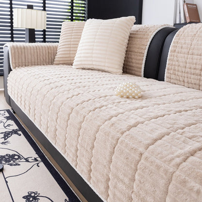 ❄️ Winter-Sonderangebot 🐰 | Rutschfeste, plüschige Sofakissenabdeckung – weich & kuschelig für die kalte Jahreszeit 🛋️✨