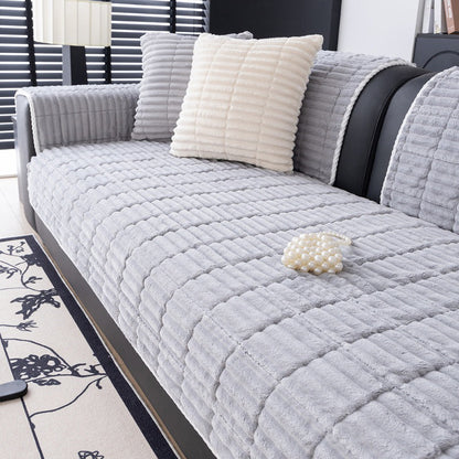 ❄️ Winter-Sonderangebot 🐰 | Rutschfeste, plüschige Sofakissenabdeckung – weich & kuschelig für die kalte Jahreszeit 🛋️✨