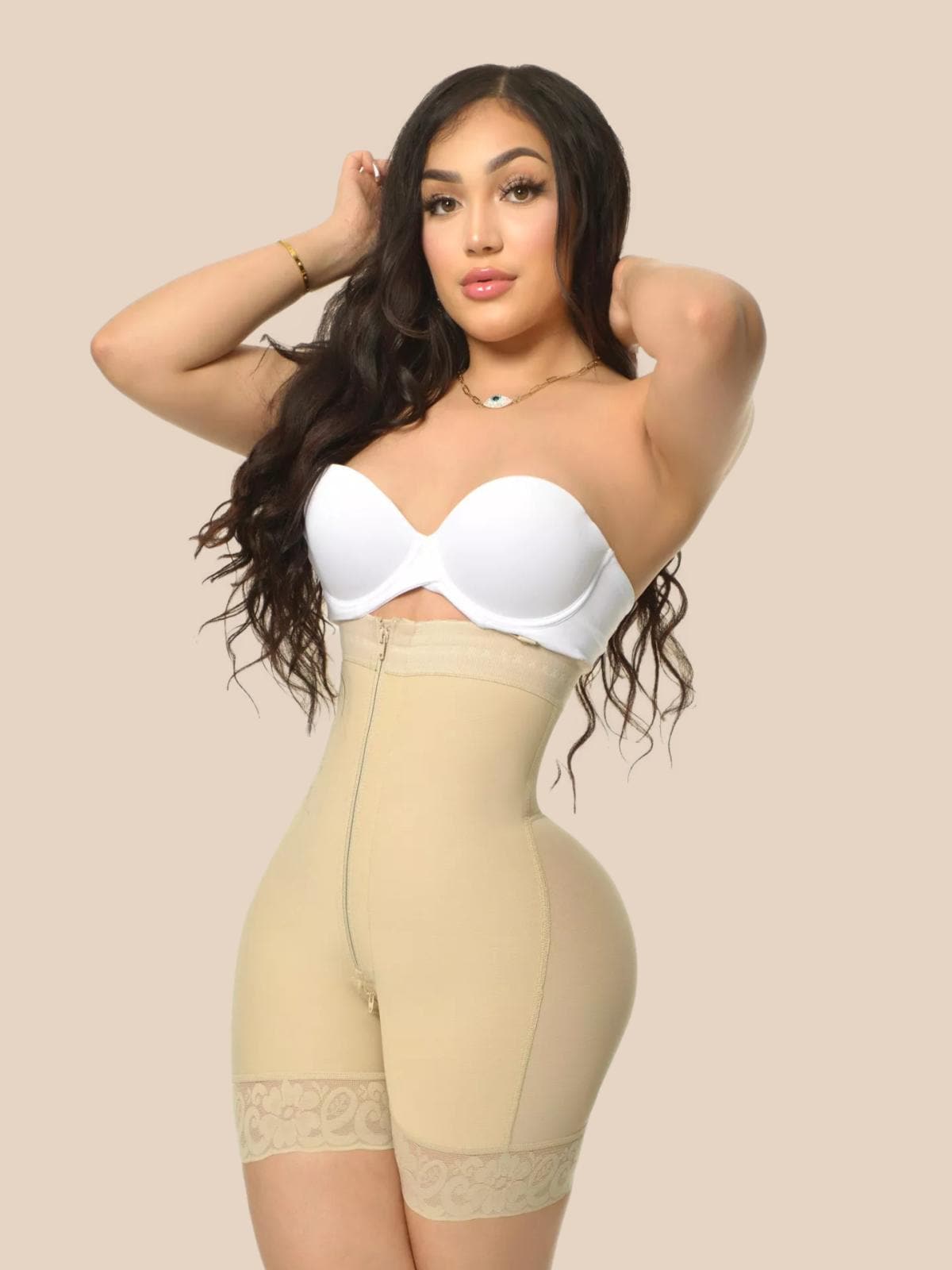 Body Shaper mit fester Bauchkompression und Po-Lifter